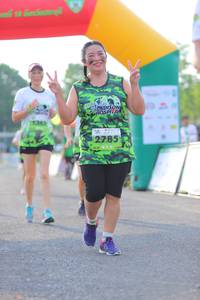 BIB: 2785
                            <button type="button" onclick="openModal(3653314)" class="btn btn-primary btn-sm float-right btn-popup" data-toggle="modal" data-target=".modal-high-quality">
                        <i class="fas fa-shopping-cart"></i> Add to Cart
                    </button>
                                            <button type="button" onclick="isThisMe(3653314, true)" class="btn btn-success btn-sm float-right btn-popup btn-isme hidden" data-toggle="tooltip" data-placement="bottom" title="นี่คือรูปของคุณใช่ไหม คลิกที่นี่เพื่อเอาเข้าอัลบั้ม">
                        <i class="fas fa-plus"></i> Add to album
                    </button>
                    <button type="button" onclick="isThisMe(3653314, false)" class="btn btn-warning btn-sm float-right btn-popup btn-isnotme hidden">
                        <i class="fas fa-ban"></i> Remove from album
                    </button>